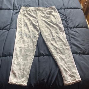 Adidas athletic pants white with grey accent size XL